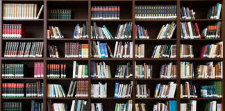 Domowa biblioteczka czyli jak wybrać półkę na książki