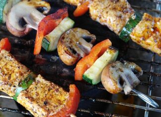 Jakie sztućce na grilla?