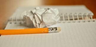 Jak rozpuścić papier w szambie?