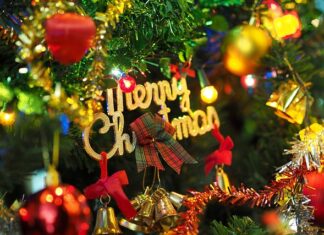 Kiedy trzeba rozebrać choinkę 2023?