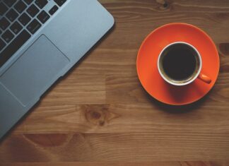 Jak ubrać mieszkanie na święta?